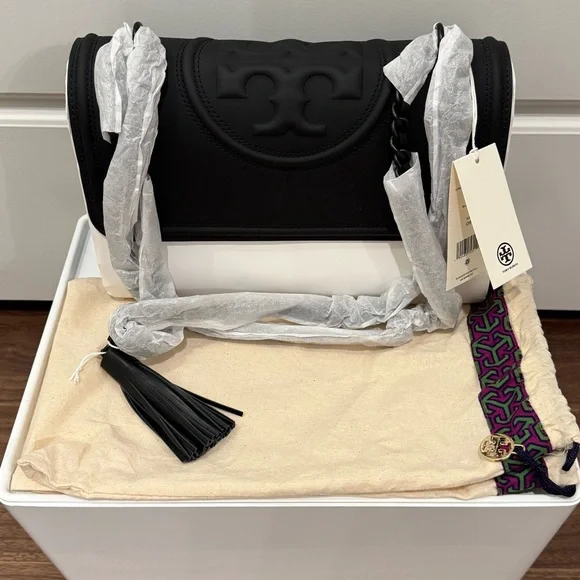 TORY BURCH Fleming Convertible Shoulder Bag Matte Black - Picture 6 of 13